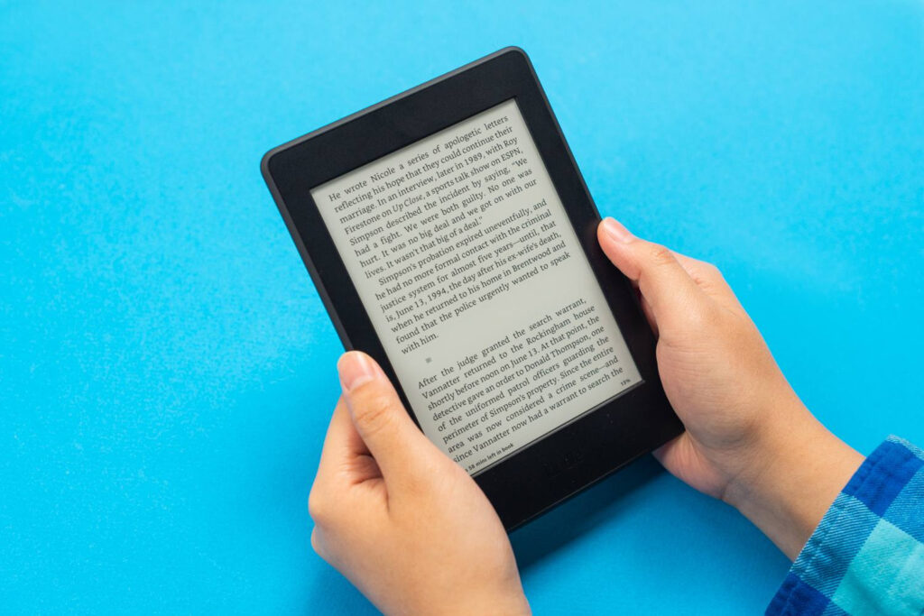 The 8 Best E Readers For Seniors In 2019